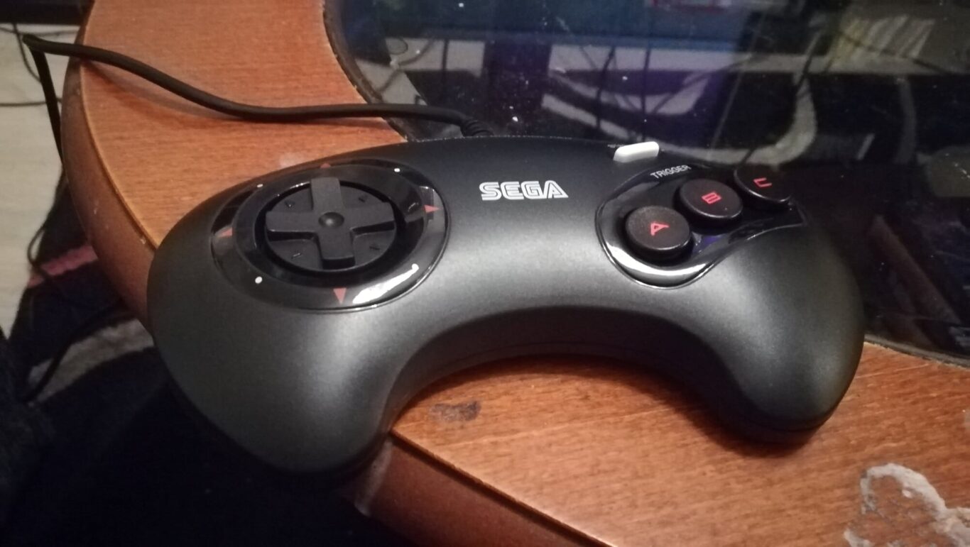 Mega Drive Mini game controller
